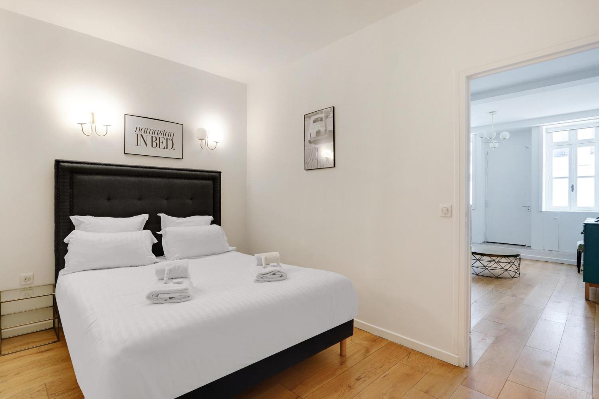 Pick A Flat'S Apartment In Saint Germain - Rue Vaneau باريس المظهر الخارجي الصورة